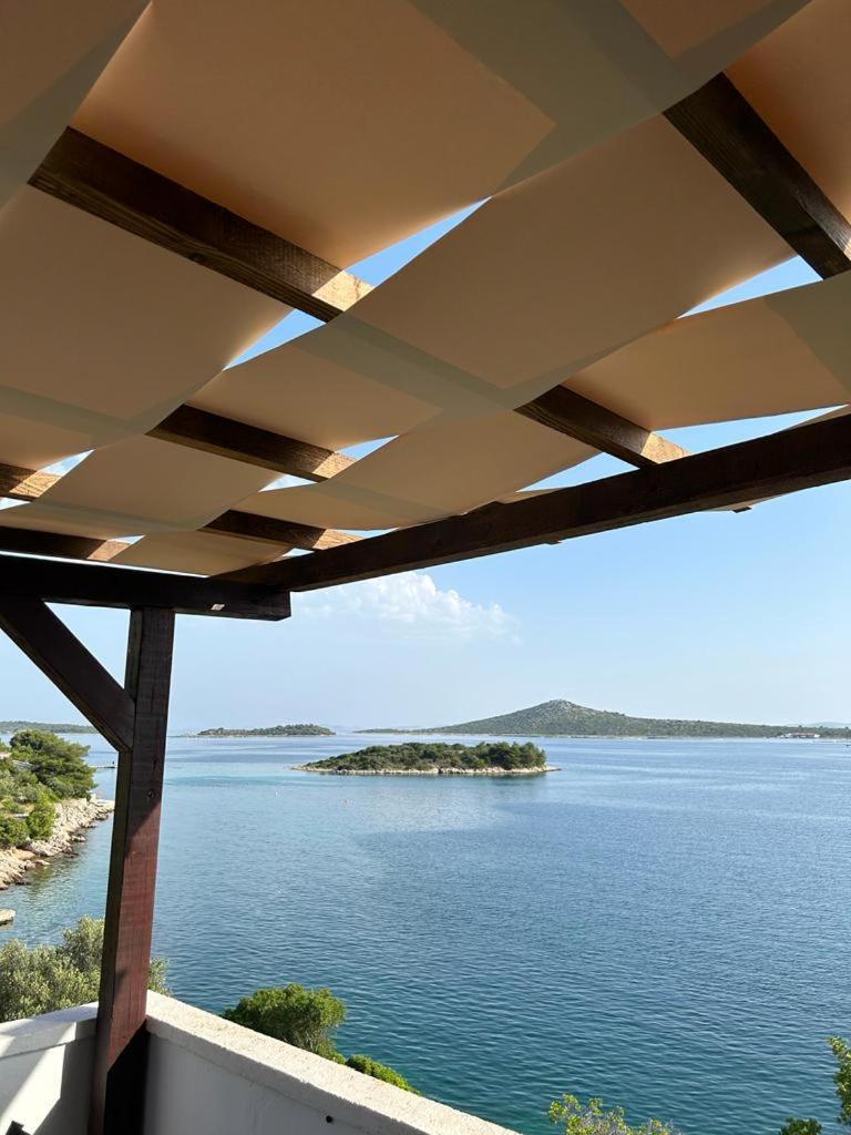 Alleinstehendes Haus Am Meer Robinson Tkon Zewnętrze zdjęcie